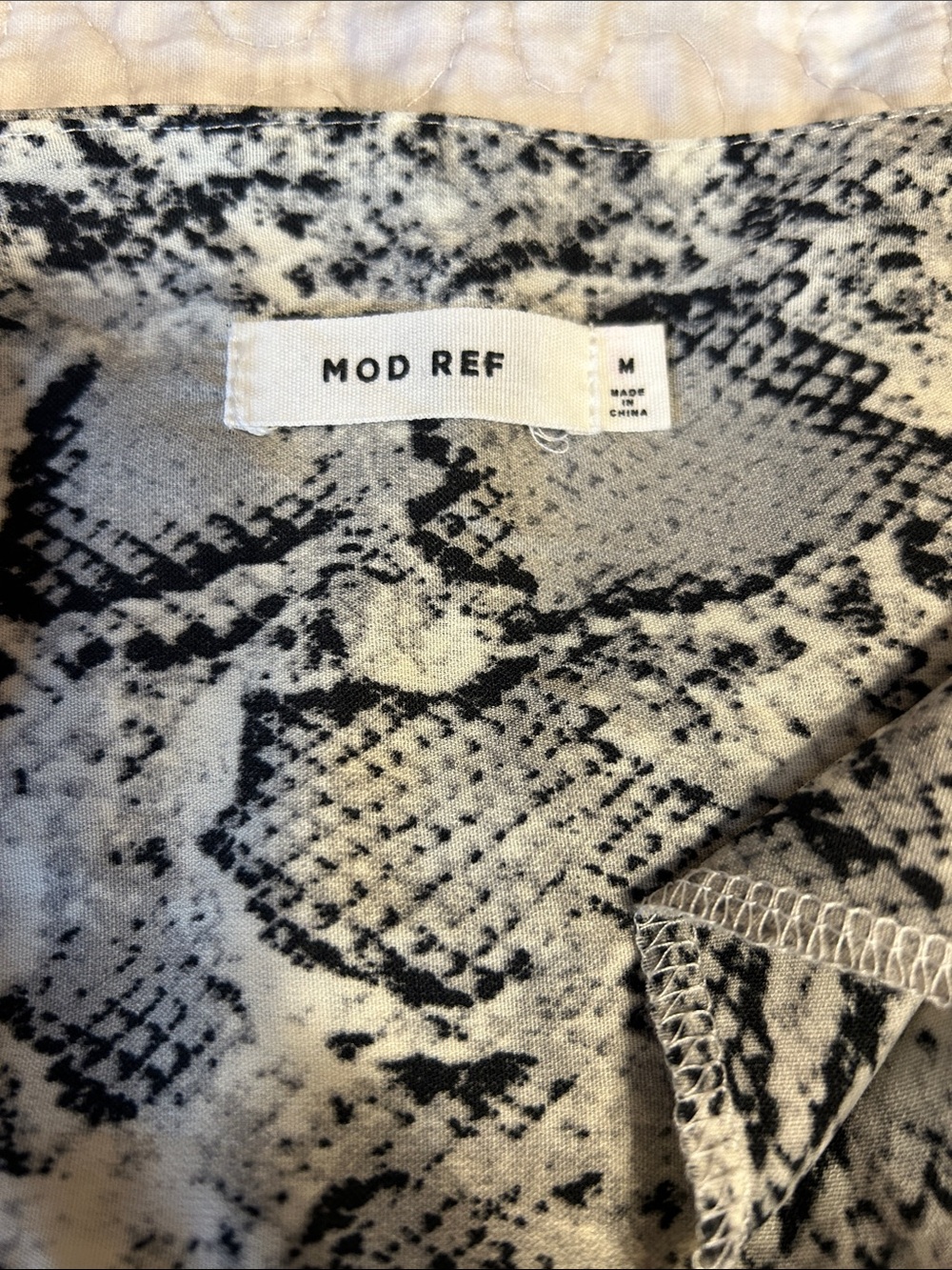 Snake Print High-Low Cami - Picture 6 of 10